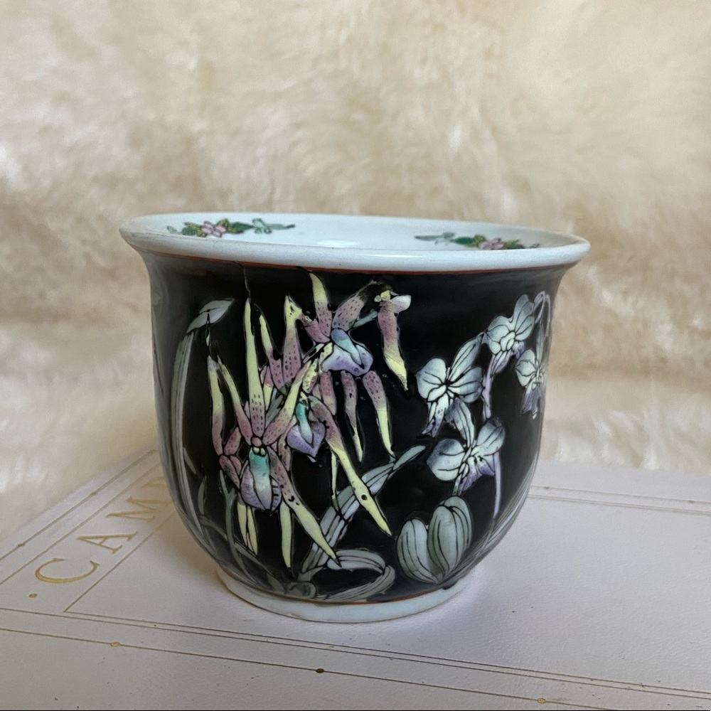 Small Black Chinoiserie Style Ceramic Planter